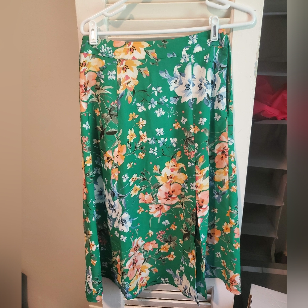Green floral midi skirt